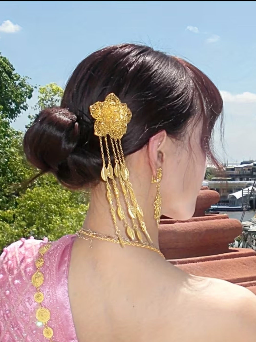 Vintage-style Golden and Silvery 3D Hollow Flower Hairpin with Long Tassels